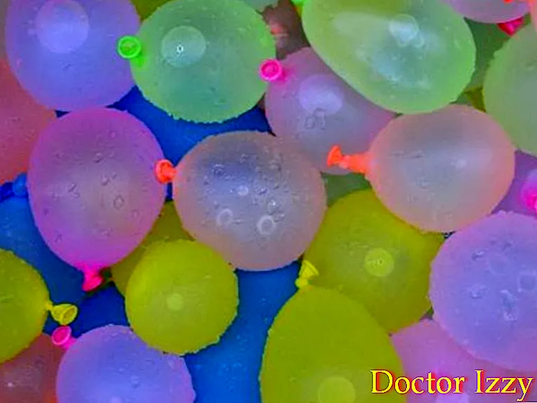 Битва шарами. Water Balloon Fight. Sparkling Water Balloon.